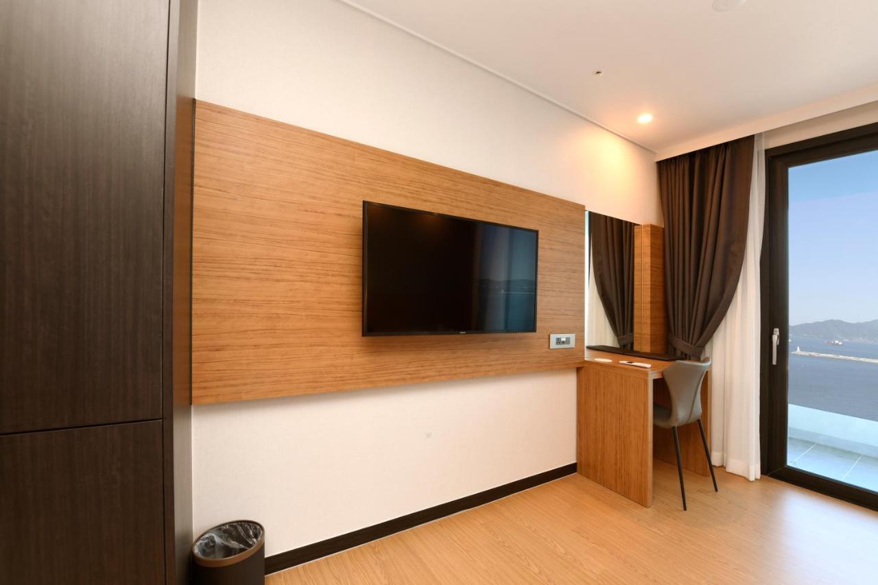 Utop Marina Hotel & Resort يوسو المظهر الخارجي الصورة